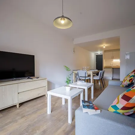 Apartment Neuf A Loudenvielle, 6 Pers, Proche Commerces Et Ski, Terrasse Sud - Fr-1-695-17 Loudenvielle